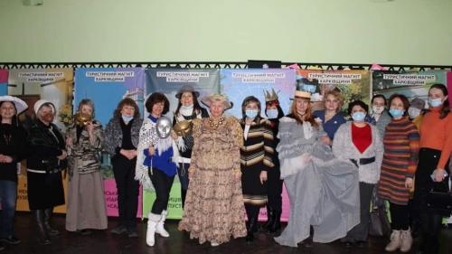 Харківські екскурсоводи долучилися до участі в культурно-мистецькому заході «Туризм. Театр. Традиції» з нагоди професійного свята.